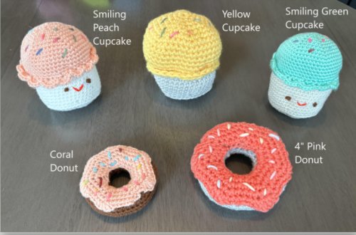 Sweet Treats Crochet Pet Toy - Yellow/Light Gray Cupcake